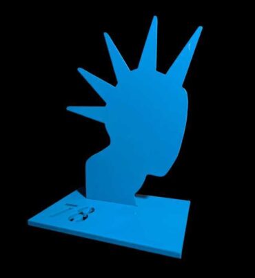 Escultura the punk azul