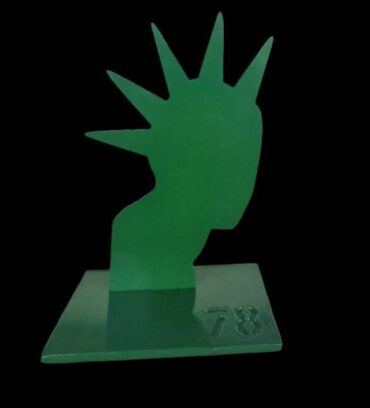 Escultura the punk verde